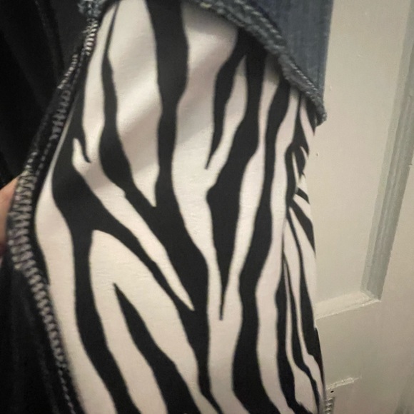 Style Ever After Jeans - Picture 11 of 15